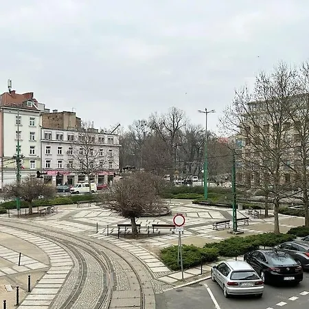 Apartament Wisniowy Dziedziniec Self Check-in * פוזנן