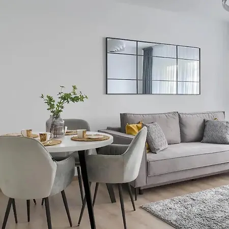 Apartament Wisniowy Dziedziniec Self Check-in *